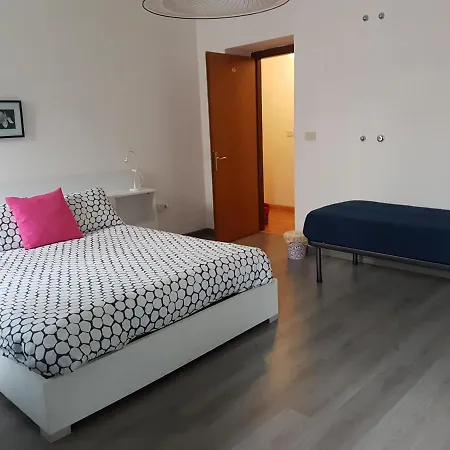 Porto Vecchio - Stazione Trieste