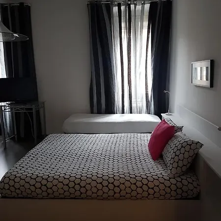 Porto Vecchio - Stazione Couette-café Trieste