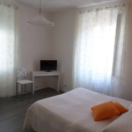 Porto Vecchio - Stazione Trieste