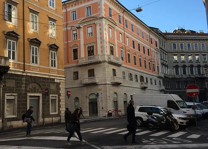 Porto Vecchio - Stazione Trieste