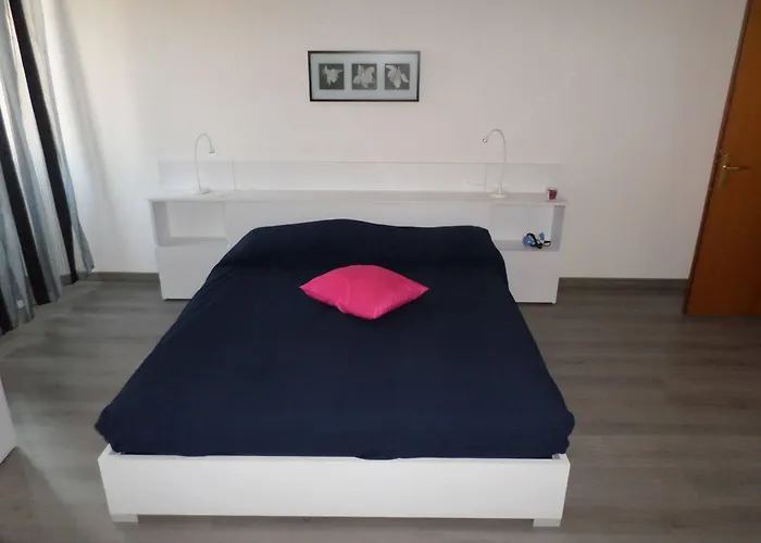 Couette-café Porto Vecchio - Stazione Trieste